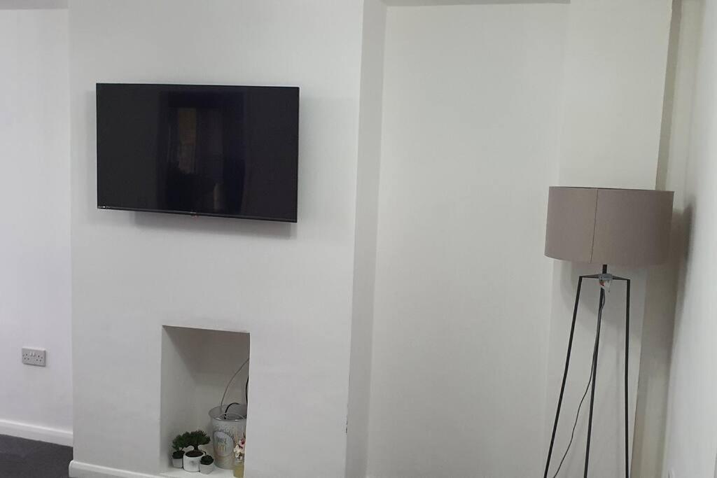 Exquisite And Modern 2 Bed Maisonette Harmondsworth Dış mekan fotoğraf